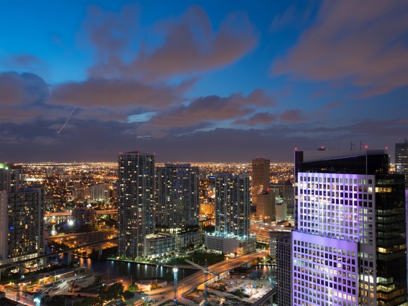 点击大图看下一张：美国迈阿密城市风景图片