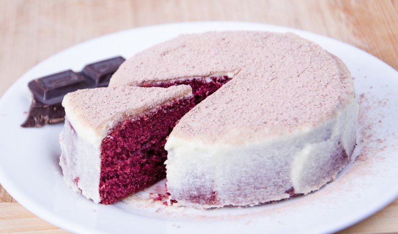点击大图看下一张：诱人的蛋糕甜点图片