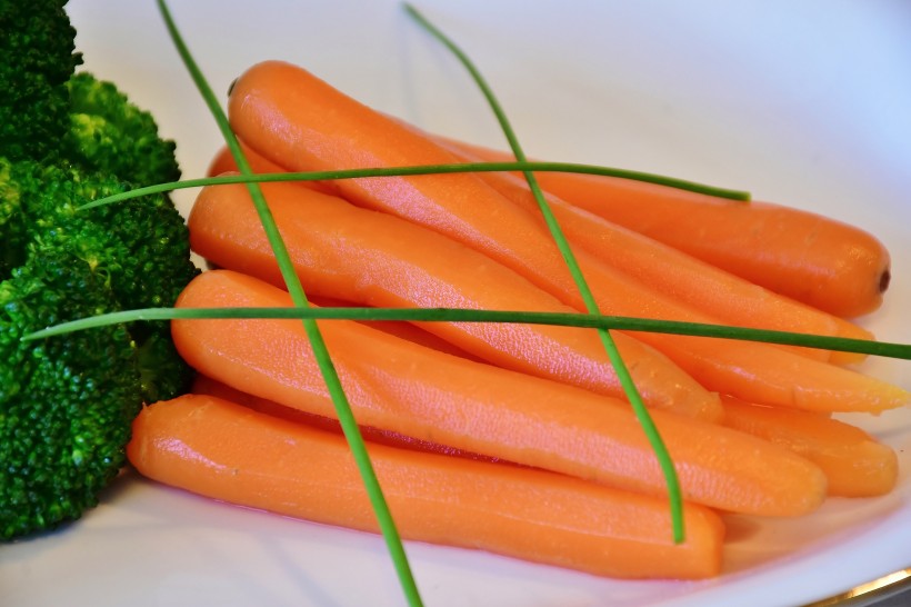 点击大图看下一张：有营养的胡萝卜图片