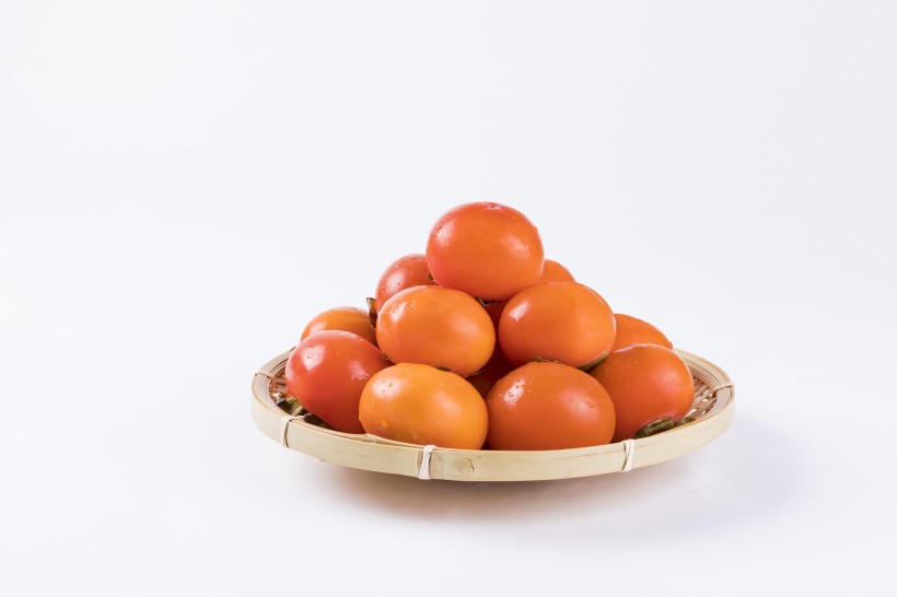 点击大图看下一张：新鲜的柿子图片