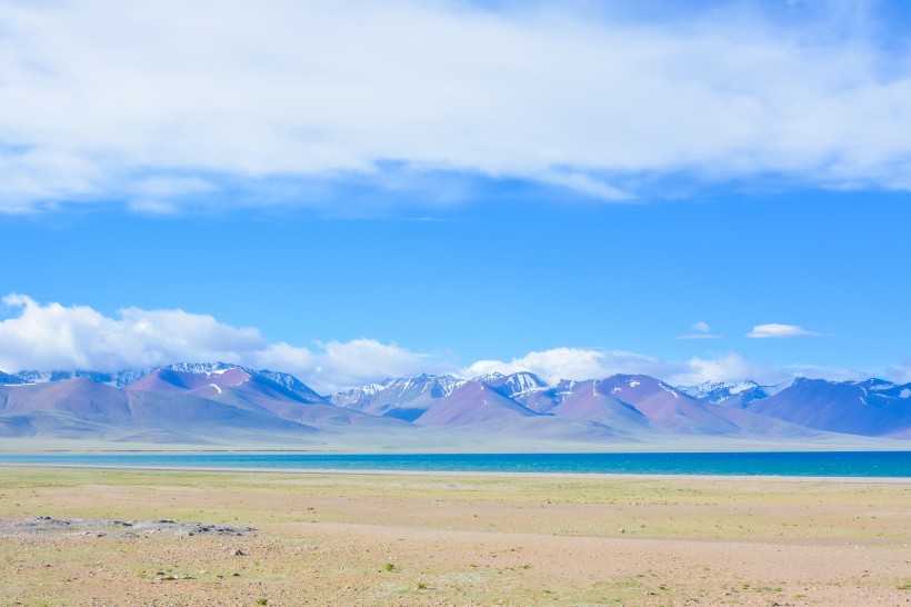 点击大图看下一张：西藏羊卓雍措自然风景图片