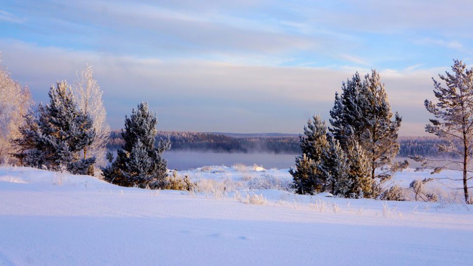 点击大图看下一张：壁纸图片大全唯美经典雪景