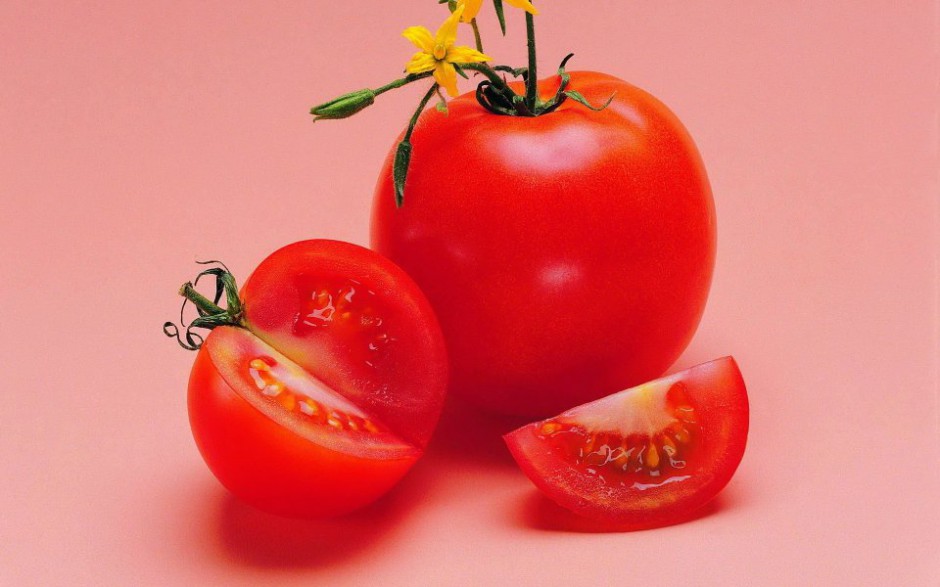 点击大图看下一张：苹果壁纸高清水果蔬菜之西红柿图片