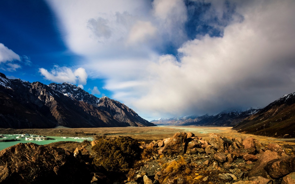 点击大图看下一张：壮观迷人新西兰火山山脉风景壁纸