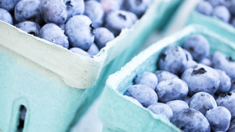 点击大图看下一张：水果蓝莓精美摄影壁纸桌面