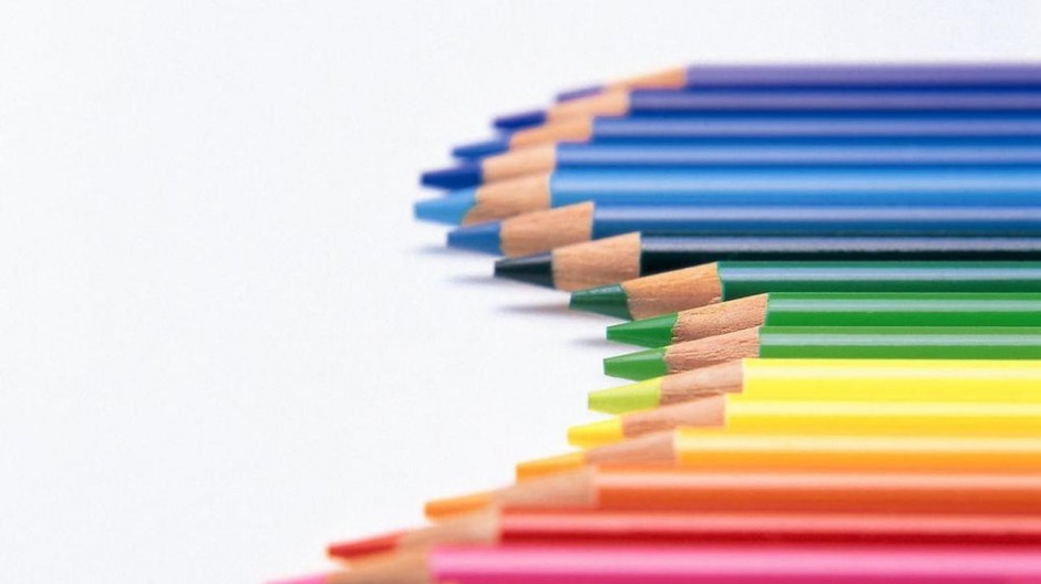 点击大图看下一张：电脑桌面壁纸彩色炫酷创意铅笔