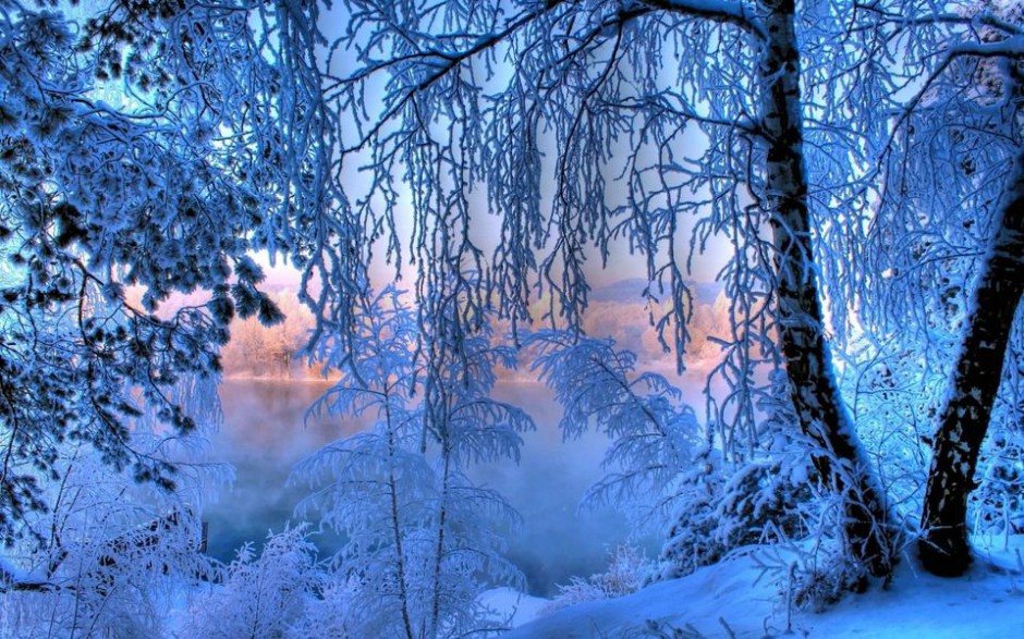 点击大图看下一张：唯美大自然雪景风光电脑桌面壁纸