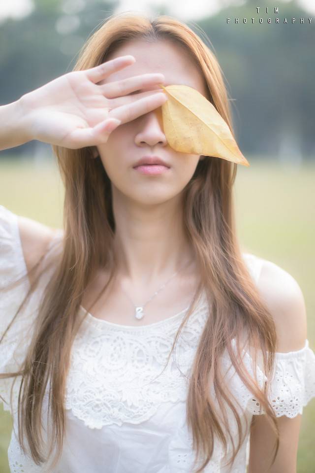 点击大图看下一张：伤感寂寞非主流个性女生图片