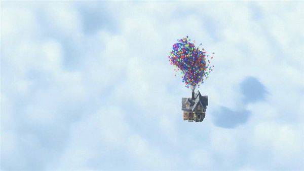 点击大图看下一张：浪漫七彩热气球飞屋环游记