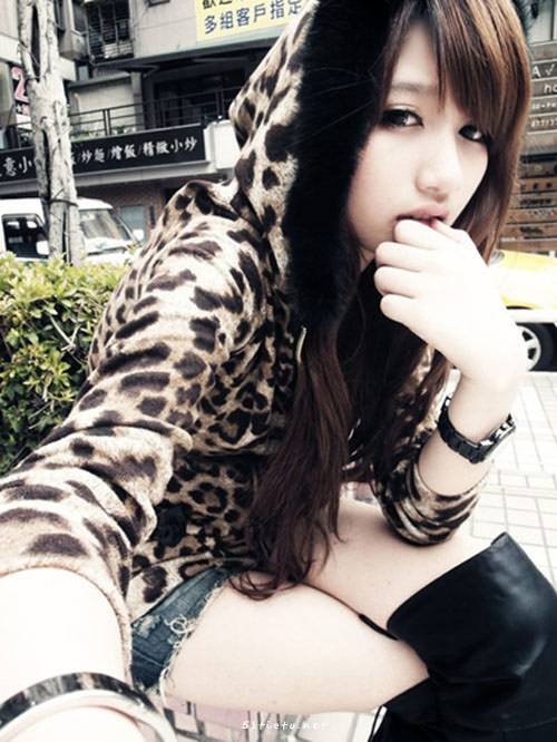 点击大图看下一张:2016唯美个性黄发女生图片大全