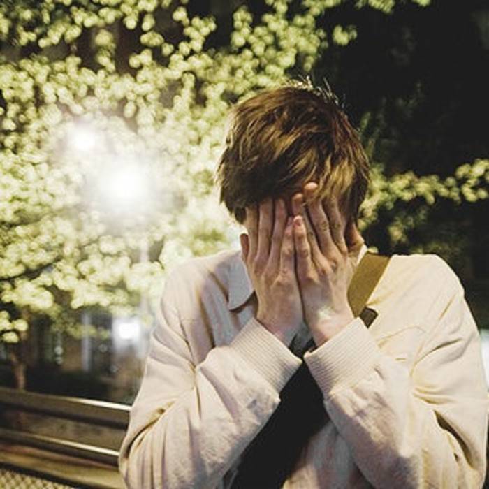 点击大图看下一张:个性唯美男生欧美风格头像图片