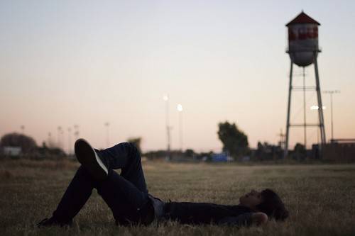 点击大图看下一张:欧美风男生时尚个性图片