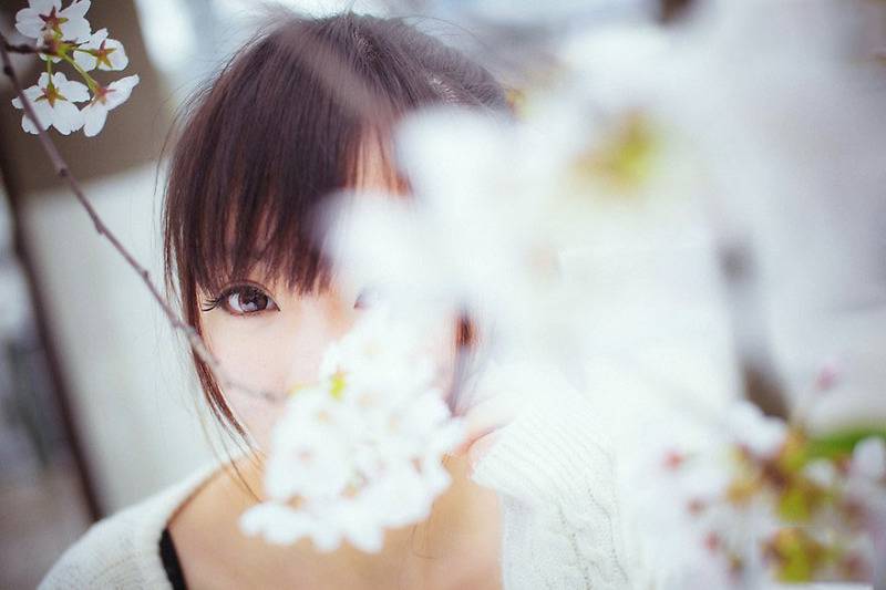 点击大图看下一张:萝莉型小清新女生图片素材