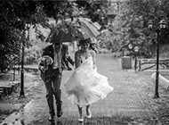 复古经典欧美风格黑白婚纱照图片