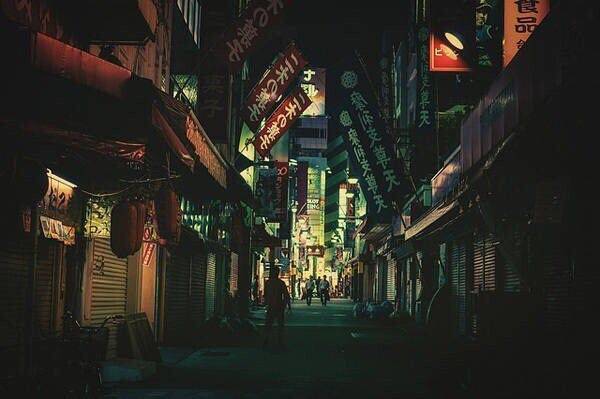 点击大图看下一张：日本复古浪漫街头美景图片