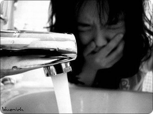 点击大图看下一张:伤感颓废非主流空间图片女