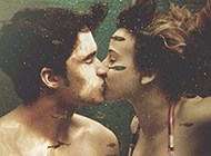欧美情侣接吻图片唯美意境壁纸