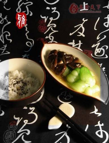 点击大图看下一张：精致日本寿司料理美食图片大全