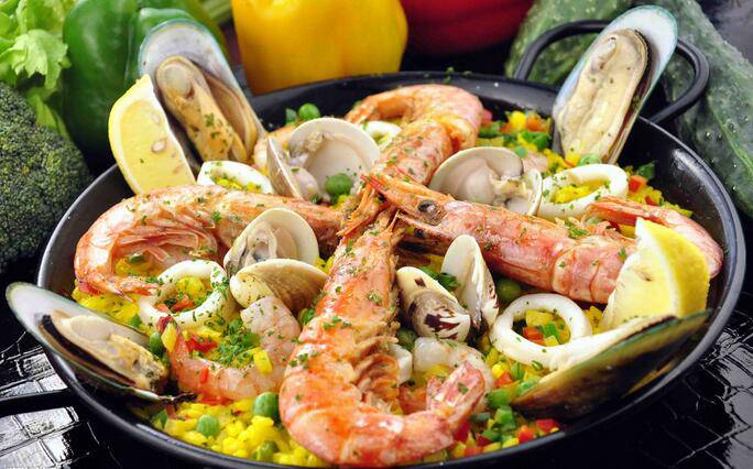 点击大图看下一张：色香味俱全的西班牙海鲜饭图片