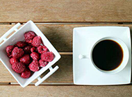 水果和咖啡实拍图片