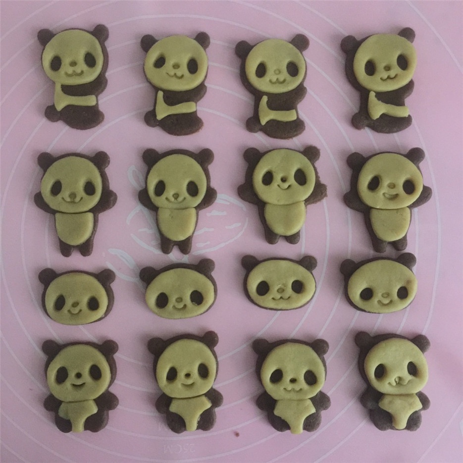 点击大图看下一张：超萌的香港小熊饼干图片欣赏