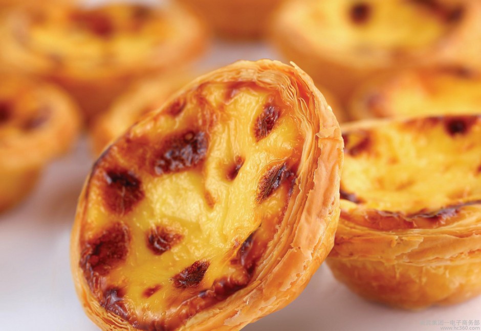 点击大图看下一张：奶香浓郁的澳门葡式蛋挞图片