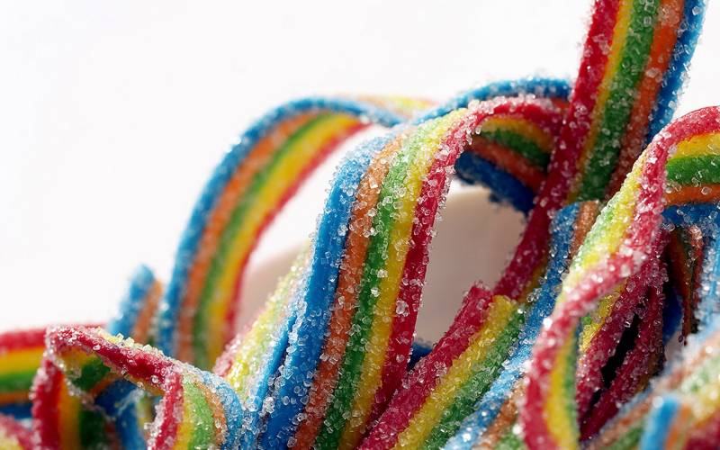 点击大图看下一张：五彩斑斓的糖果甜品美食