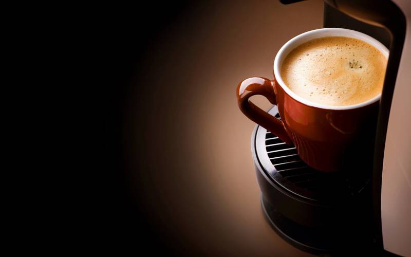 点击大图看下一张：浓郁甜美苦涩的咖啡饮品图片