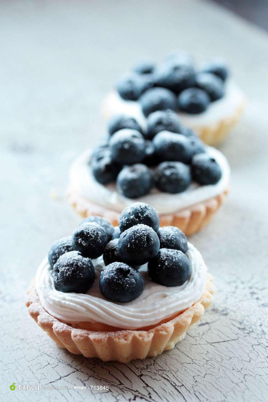 点击大图看下一张：酸奶蓝莓蛋挞口味独特