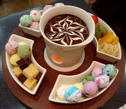 点击大图看下一张：巧克力甜点图片创意下午茶推荐