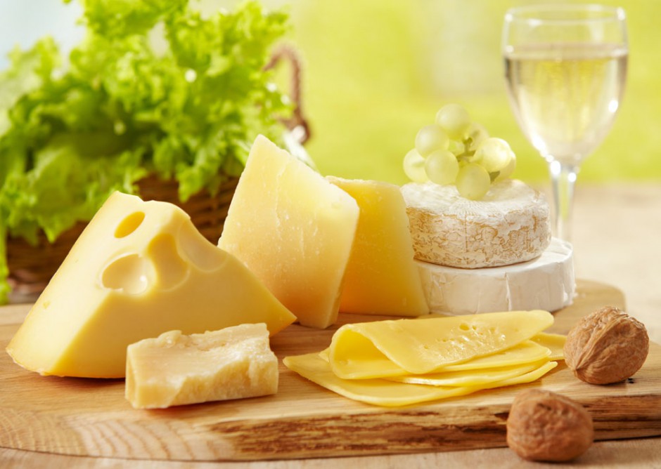 点击大图看下一张：瑞士奶酪图片浓香诱人