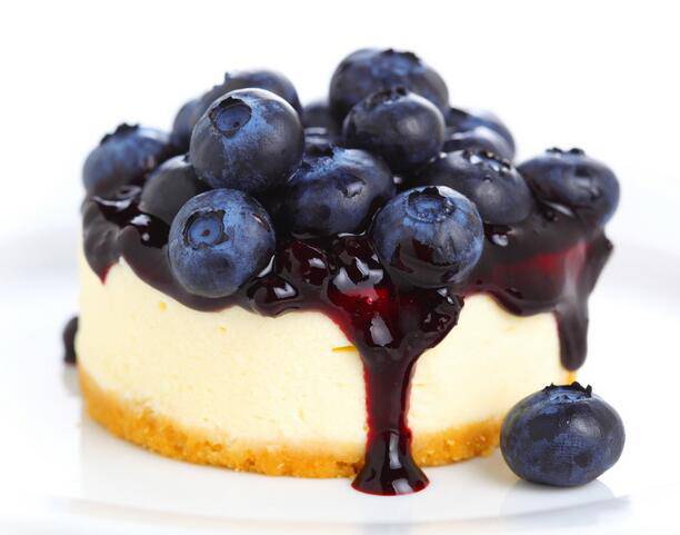 点击大图看下一张：令人垂涎的蓝莓蛋糕图片