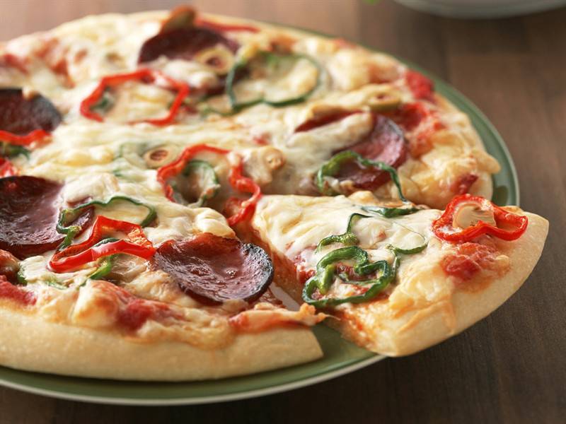 点击大图看下一张：意大利美食披萨Pizza诱人图片
