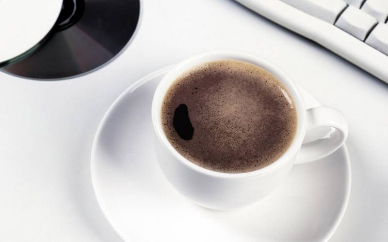 点击大图看下一张：咖啡咖啡豆精致美食图片