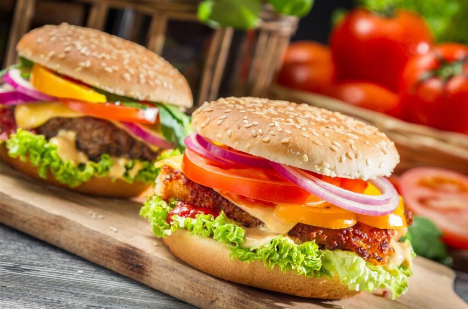 点击大图看下一张：超美味的香辣鸡腿汉堡图片