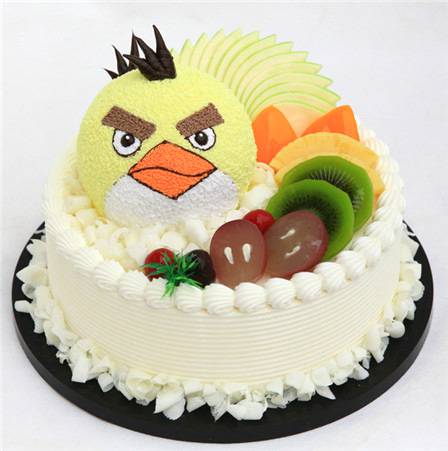点击大图看下一张：美味可口的愤怒小鸟卡通蛋糕图片