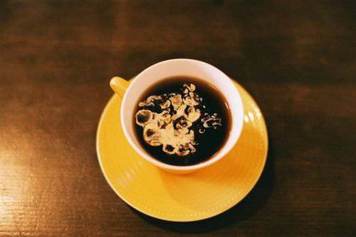 点击大图看下一张：香味浓郁的下午茶咖啡图片