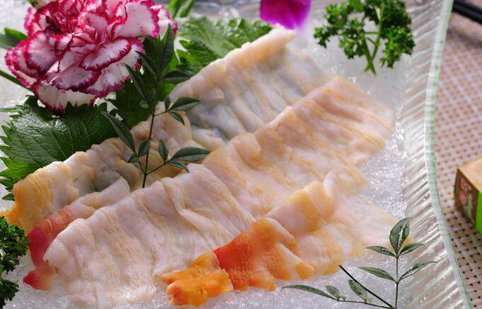 点击大图看下一张：超美味的海鲜刺身图片