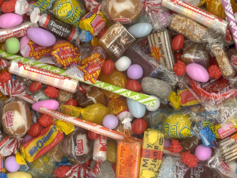 点击大图看下一张:五彩缤纷让人垂涎的糖果美食