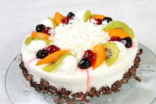 点击大图看下一张：网友提供精美水果生日蛋糕图片