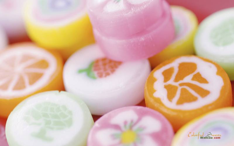 点击大图看下一张：甜美糖果五彩缤纷唯美美食图片