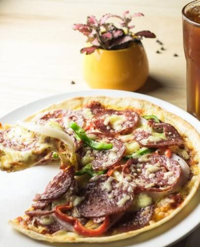 点击大图看下一张：吃货的甜点披萨下午茶图片