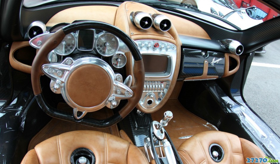 点击大图看下一张：实拍帕加尼Huayra