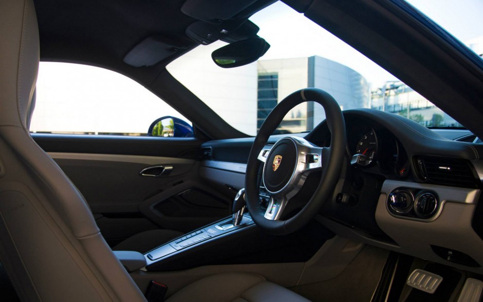 点击大图看下一张：2014款保时捷911 Carrera 4S 5M版高清图片