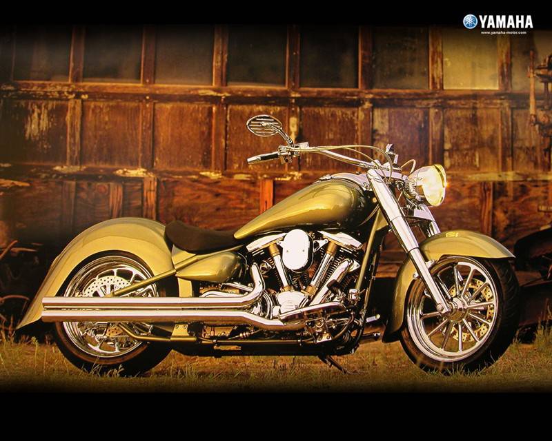 点击大图看下一张：酷炫帅气的Yamaha摩托车高清桌面壁纸