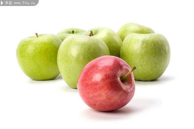 点击大图看下一张：甘甜适口的苹果