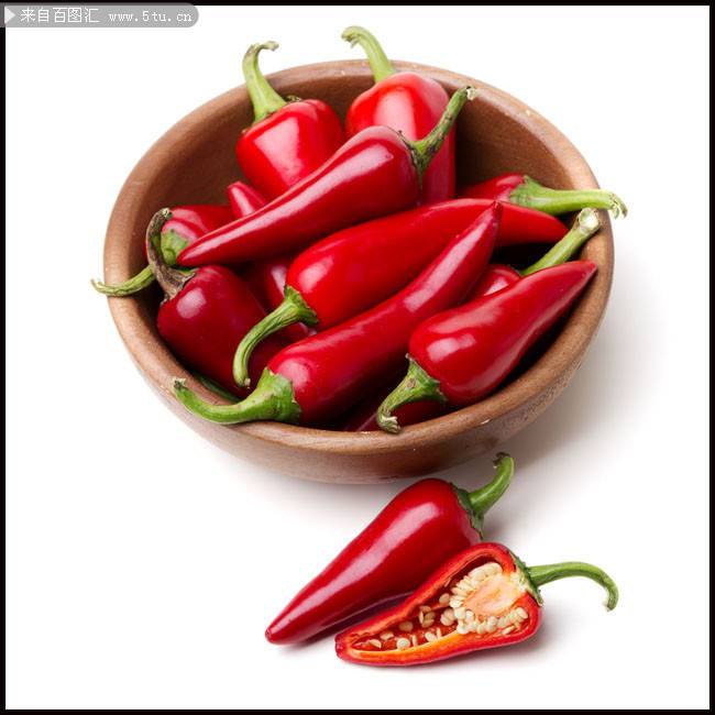 点击大图看下一张：诱人的红辣椒图片