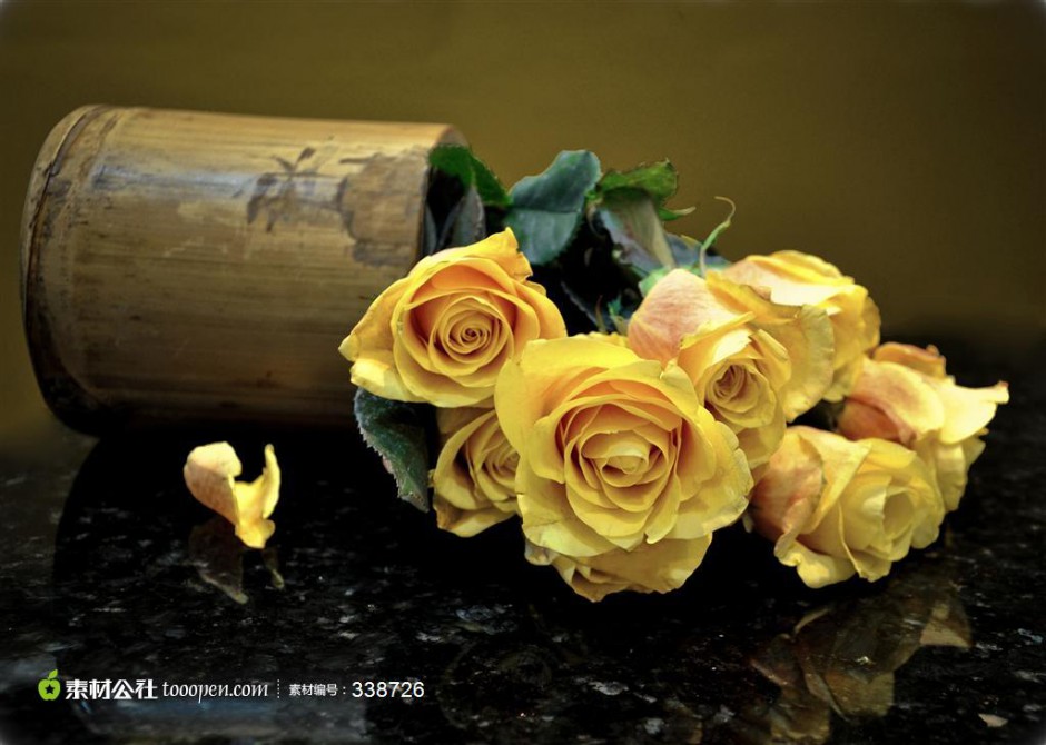点击大图看下一张：黄玫瑰花束图片娇柔美丽