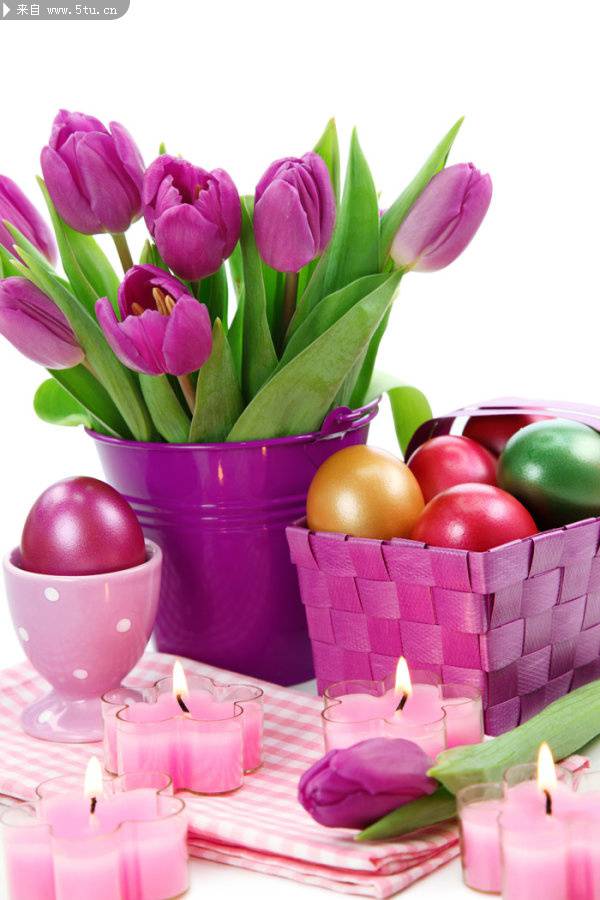 点击大图看下一张：复活节的彩蛋与郁金香图片