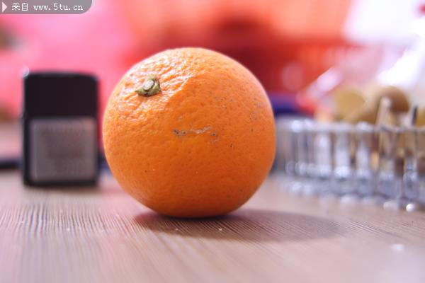 点击大图看下一张：可口的水果橙子图片素材
